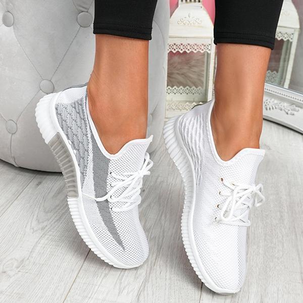Prettyava Breathable Lightweight Lace-Up Sneakers