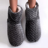 Prettyava Women Warm Plush Lined Slipper Boots