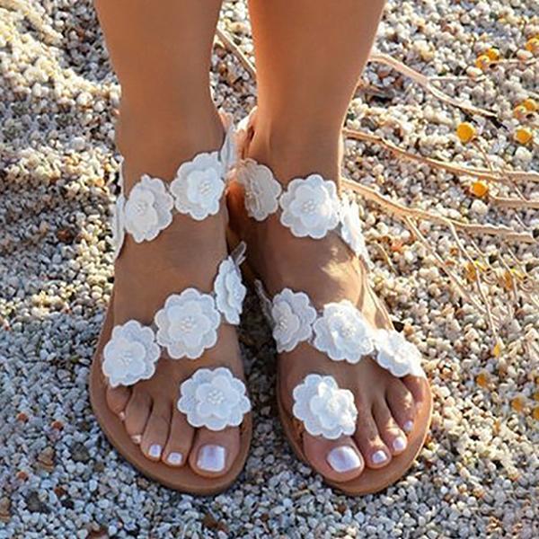 Prettyava Flower Embellished Open Toe Flat Sandals