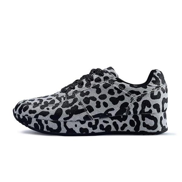 Prettyava Women Leopard Print Comfortable Sneakers