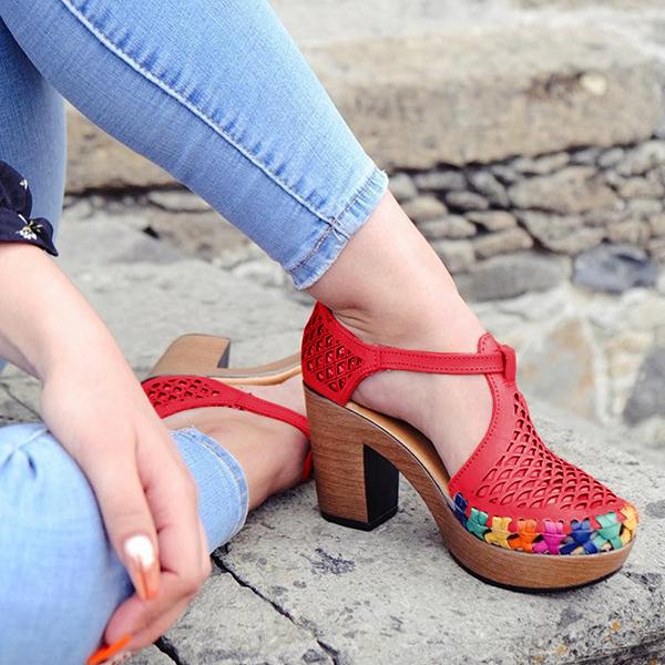 Prettyava Women Colored Closed Toe Mesh Sandals