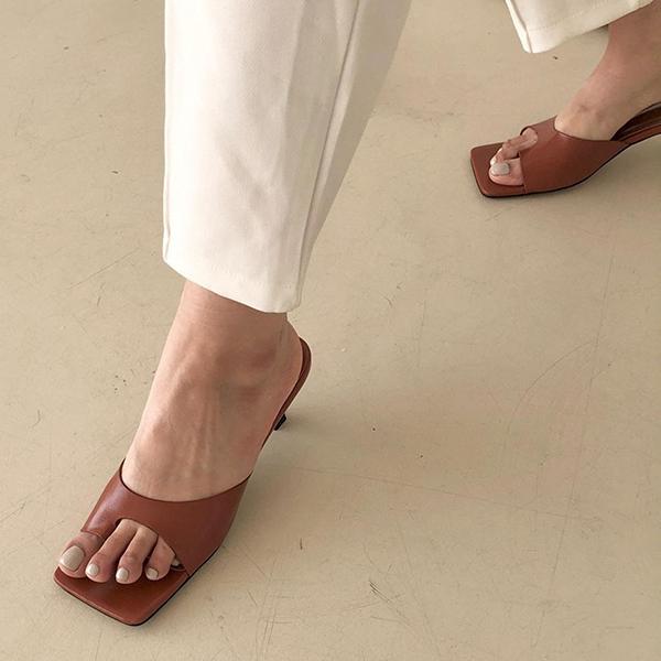 Prettyava Women Flip-Flops Low-Heeled Stiletto Slippers